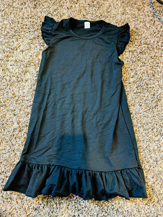 5/6 black nightgown