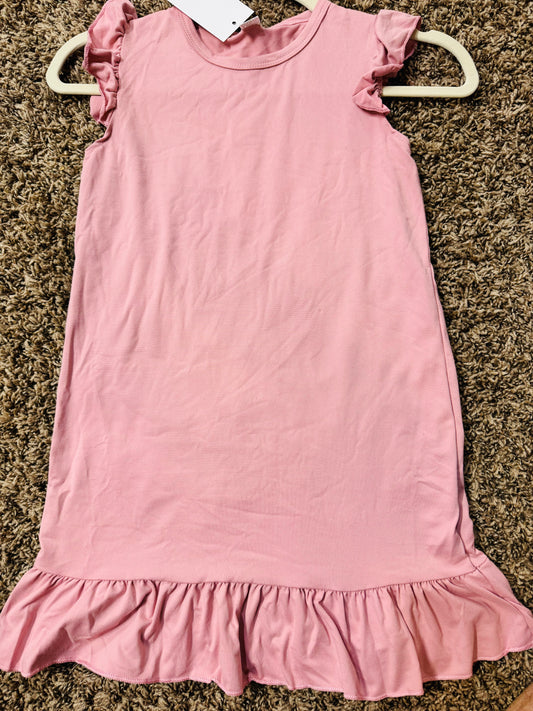 5/6 pink nightgown